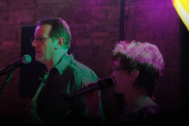 Curubar frankfurt: salsa im curubar in frankfurt Coverband SixPack - Party & Pop-Duo bis Band aus Frankfurt - Künstler